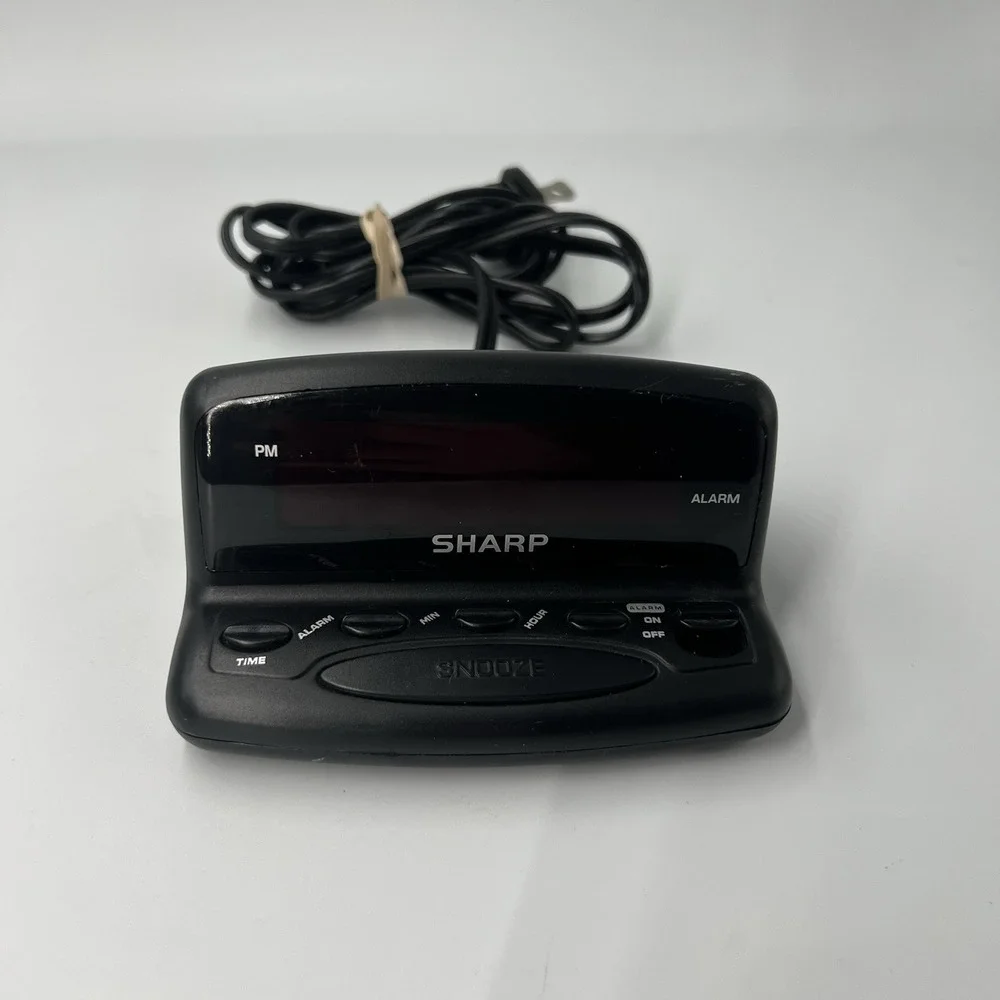 ✨Sharp Digital Alarm Clock w/Snooze RED LED Lighting Model SPC026‎ (Black Color)